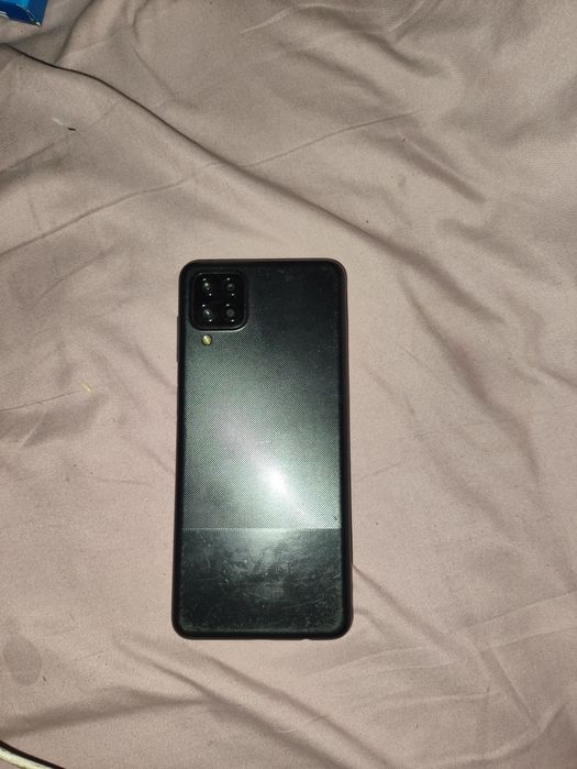 Galaxy A12 продаю