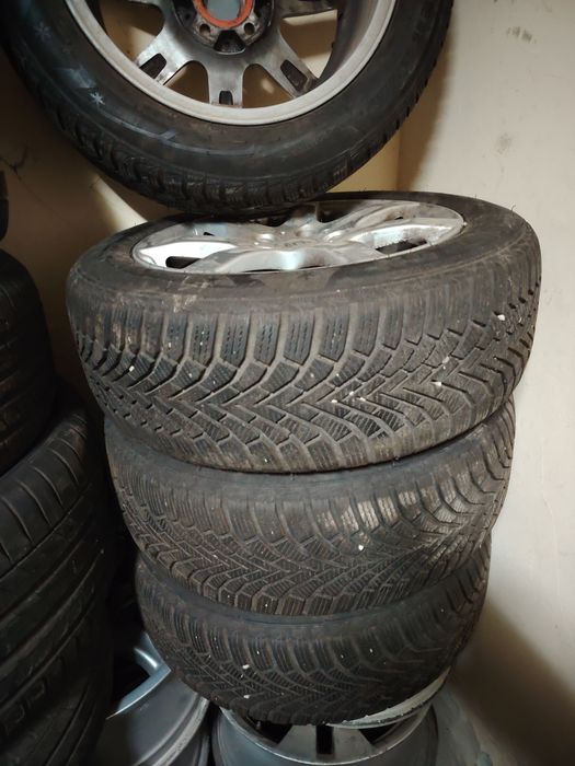 Зимни Гуми 205/55/16 с алуминиеви джанти за Мерцедес Ц класа  2012г W