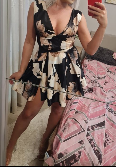 Vand rochita marime S