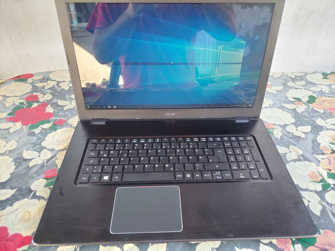 Laptop Acer Aspire E5