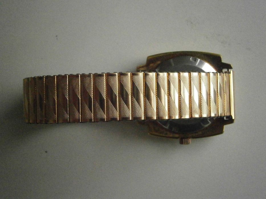 BWC, automatic, case 35,3 mm, cal. ETA 2783, 25 jewels, Swiss