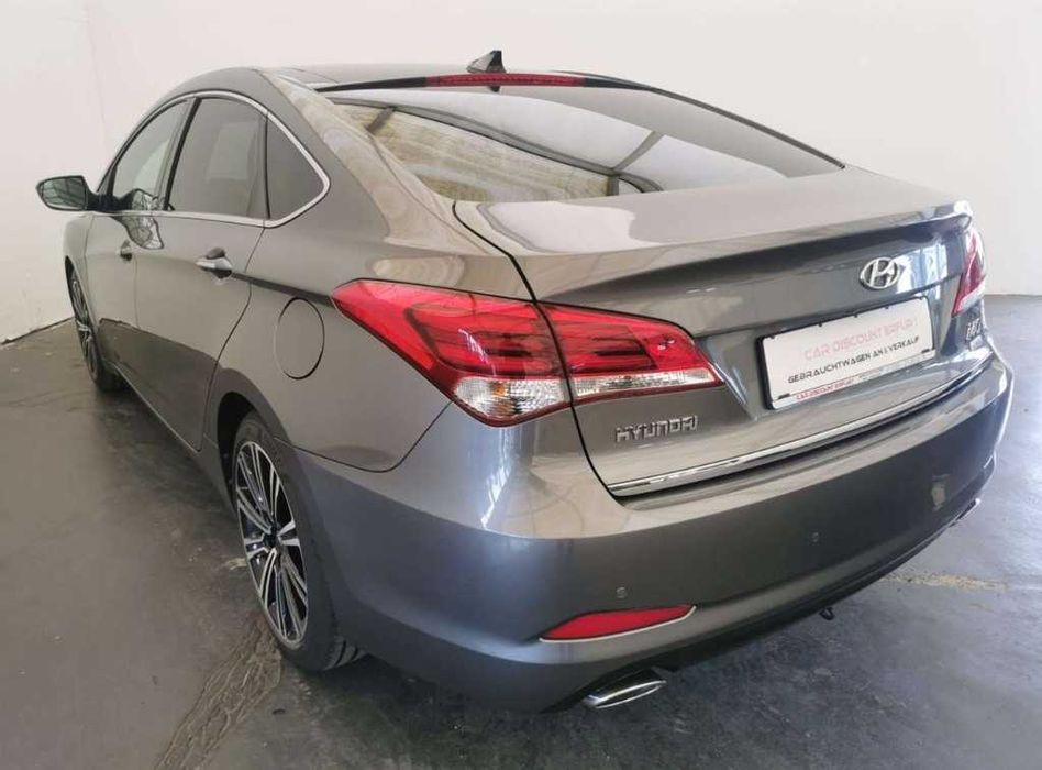 Hyundai i40 НА ЧАСТИ