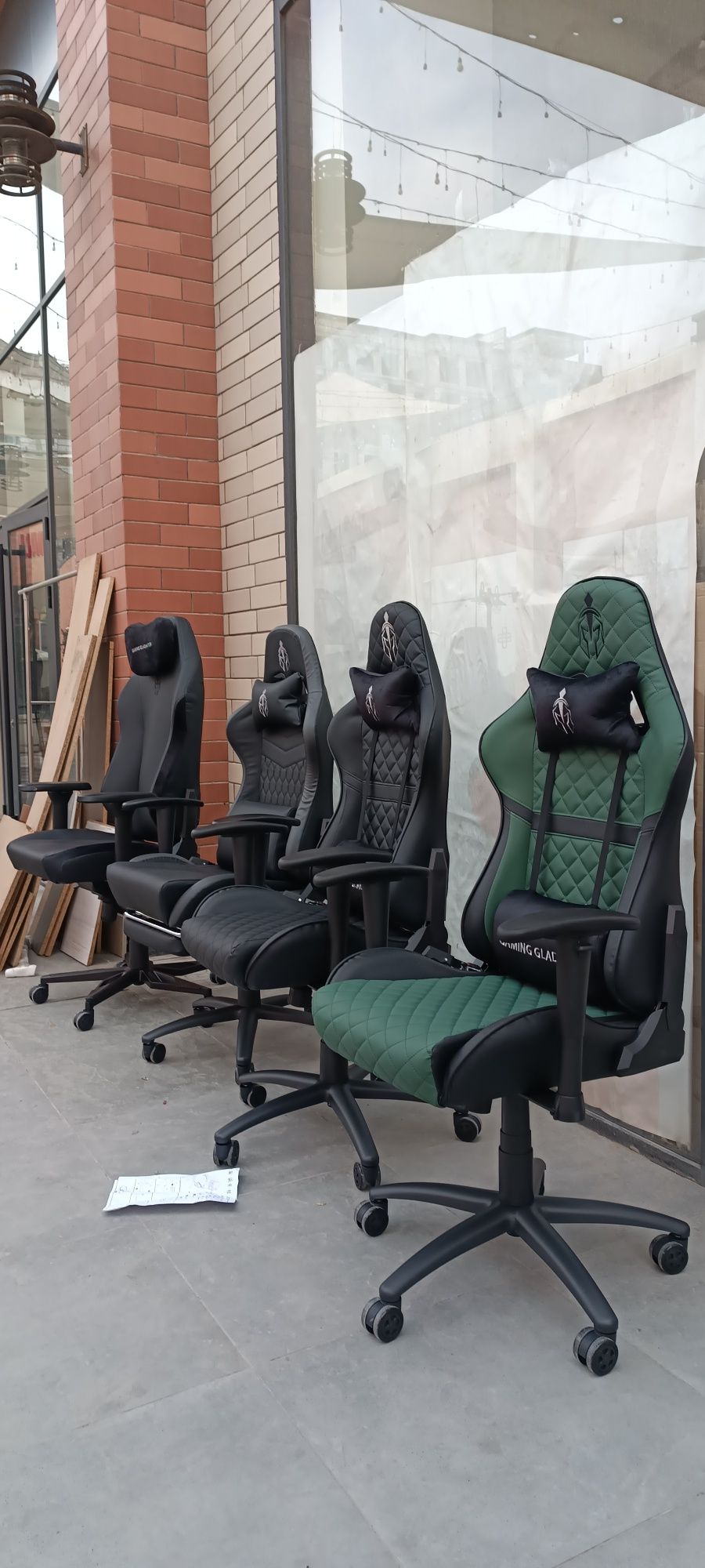 GG Vangard Green /Black игровой кресла
