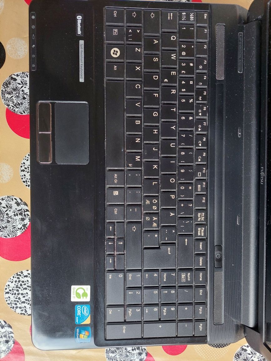 Laptop Fujitsu Siemens Lifebook i5