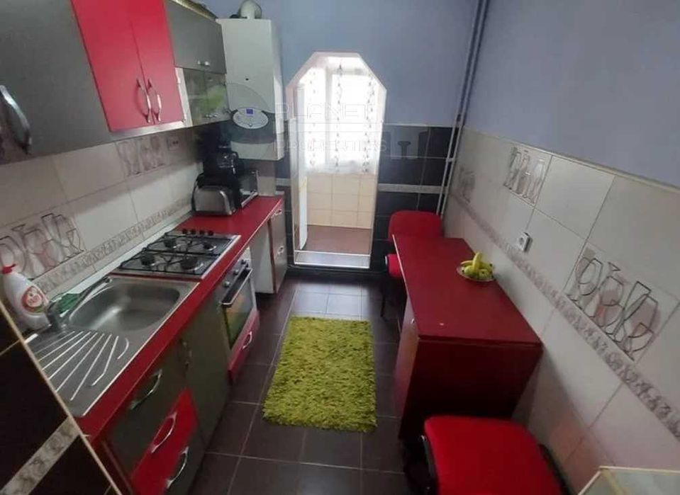 Дава се под наем Двустаен апартамент в Пловдив, Център - 65 кв.м за 204 € - Снимка #2