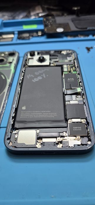 iPhone 14 -Piese- Display - Capac - Baterie - Ramă ORIGINALE