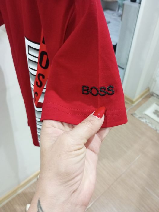 Две тениски Boss