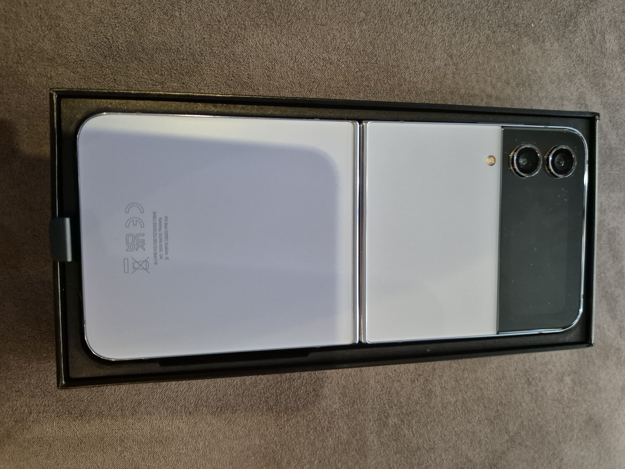 Samsung Galaxy Z flip 4 5G 256GB