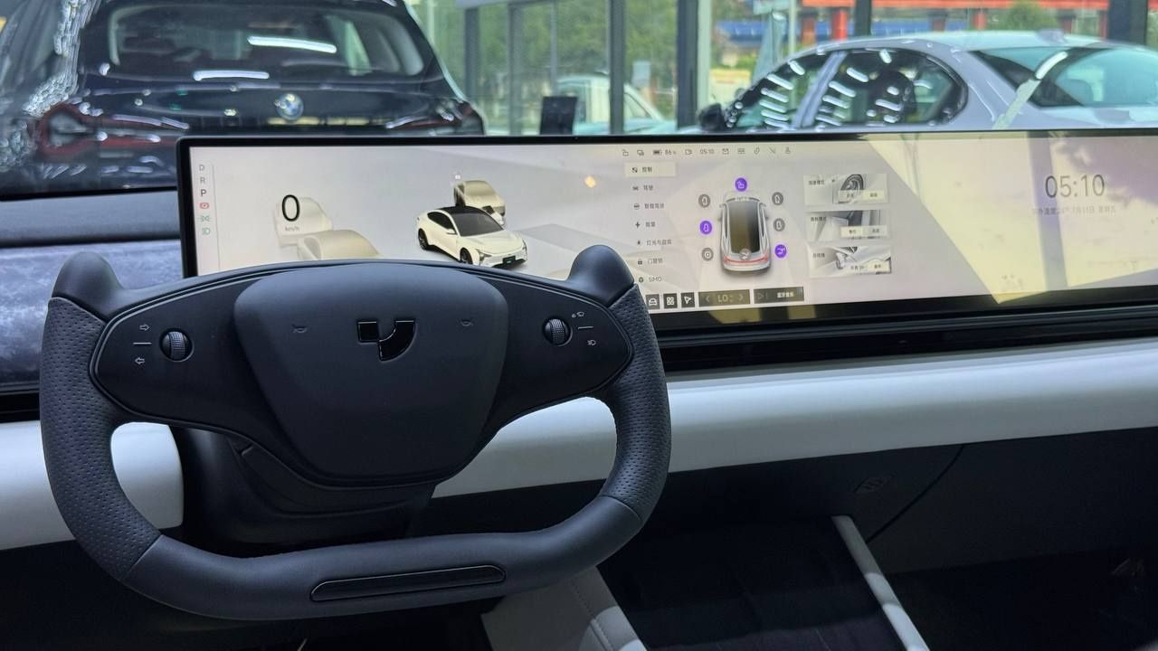 Jiu Yue 07 Full robocar