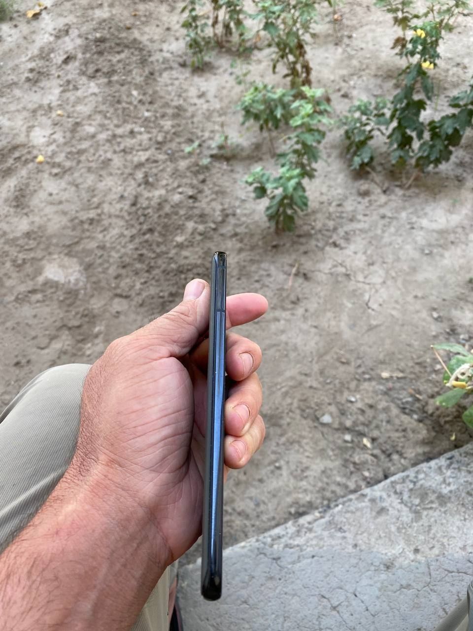 Samsung s21+ satiladi puli galishamiz