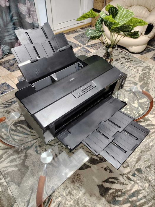 Imprimantă Epson L1800 A3 – cap de printare defect, stare excelentă