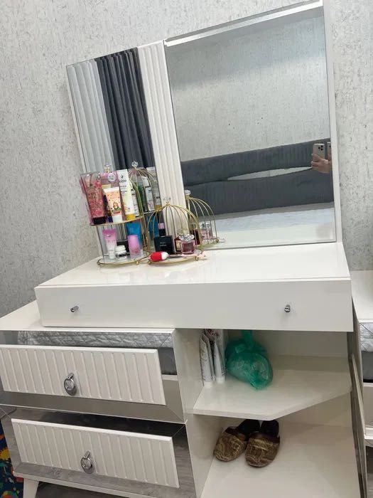 Камод сатылады срочно