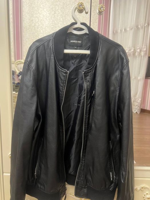 Мужская одежда в идеальном состоянии из Америки