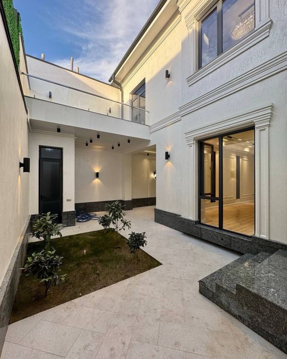 Новый евродом между Улугбекский район махалля Алишеробод