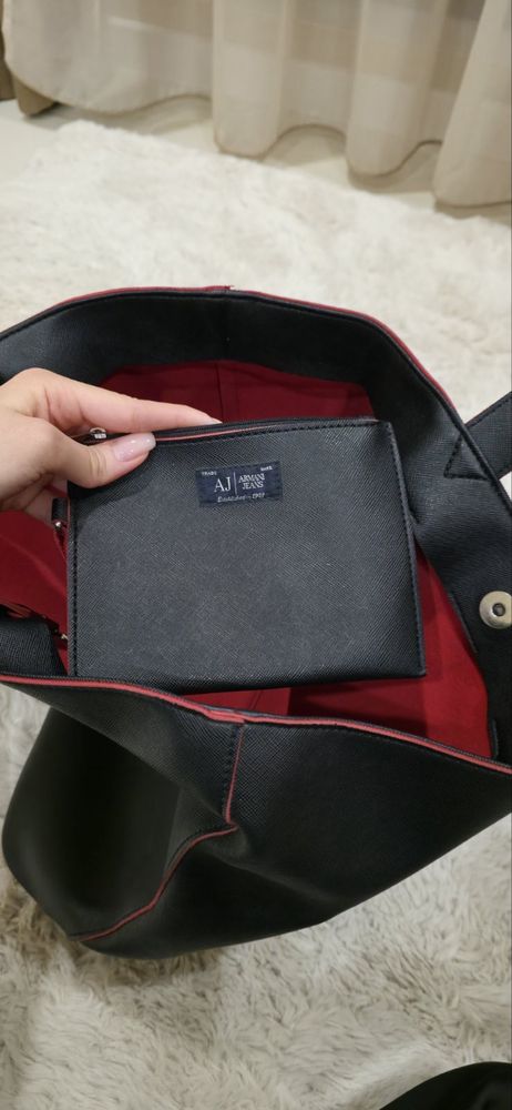 Кожена Чанта Armani Jeans