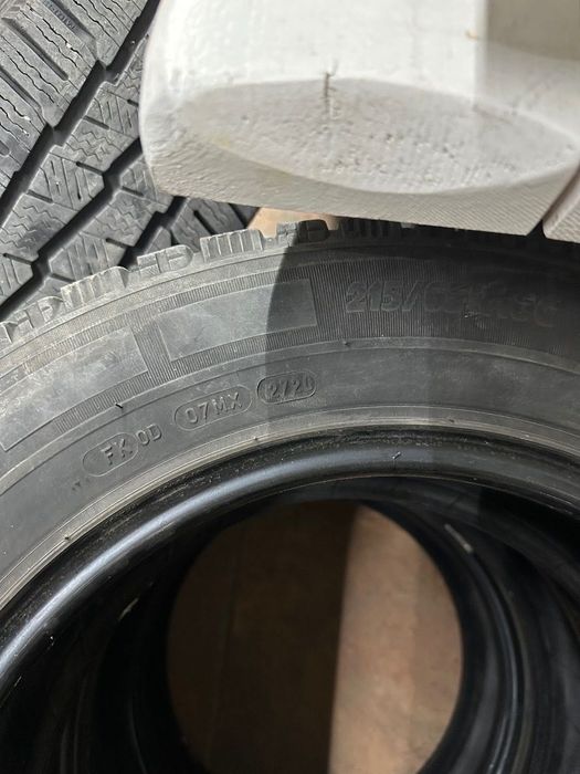 Зимни бусови гуми