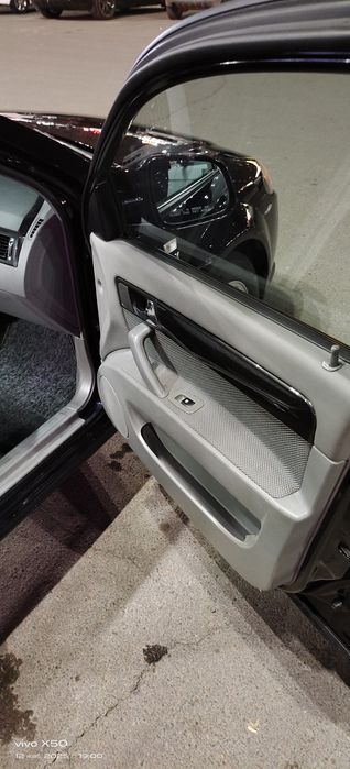 Srochno jentra sotiladi 14500$ probeg 27000 kraska toza 100%