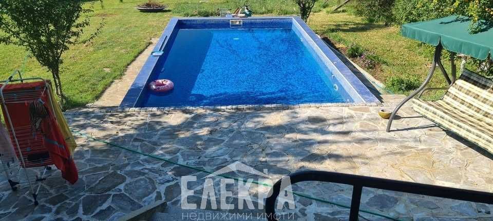 Продава се Къща в Варна, Център - 159 кв.м за 1101 €/кв.м - Снимка #3