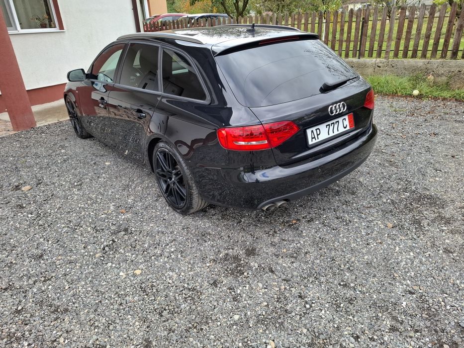 Audi A4/B8/S-line/Navigatie/Xenon/Scaune Sport Piele/Side Assist/Euro5