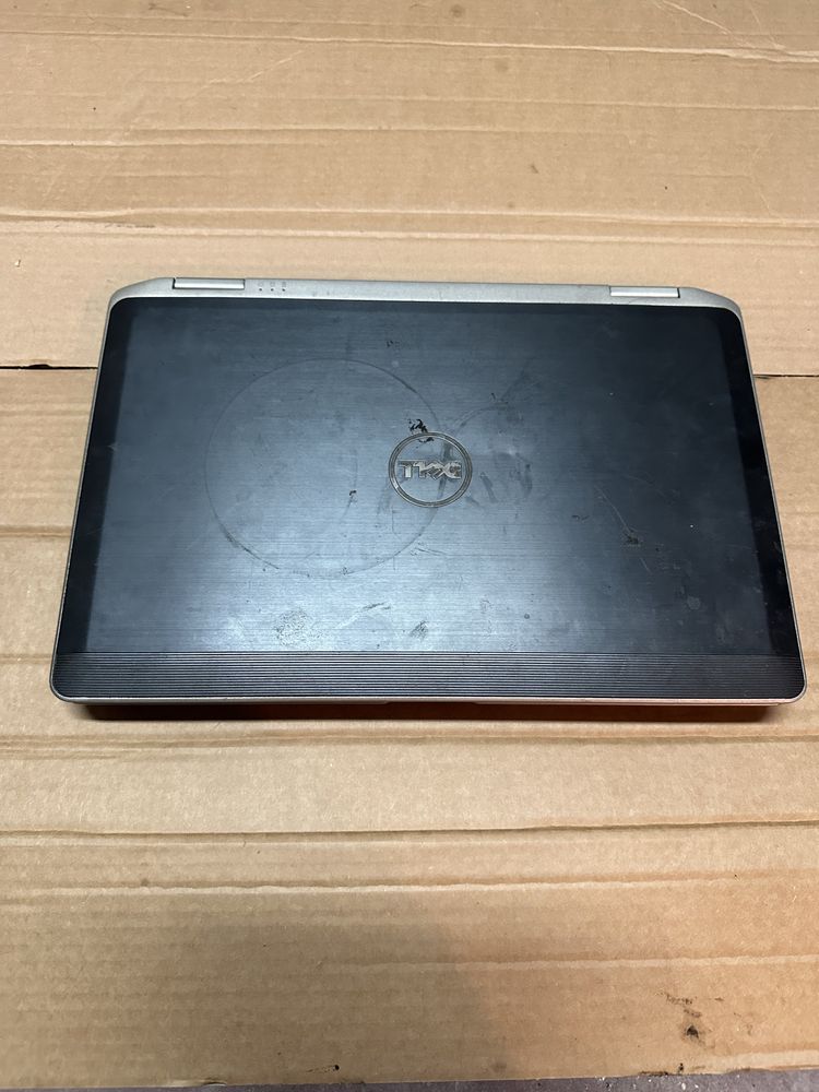 Laptop DELL fara hard disc