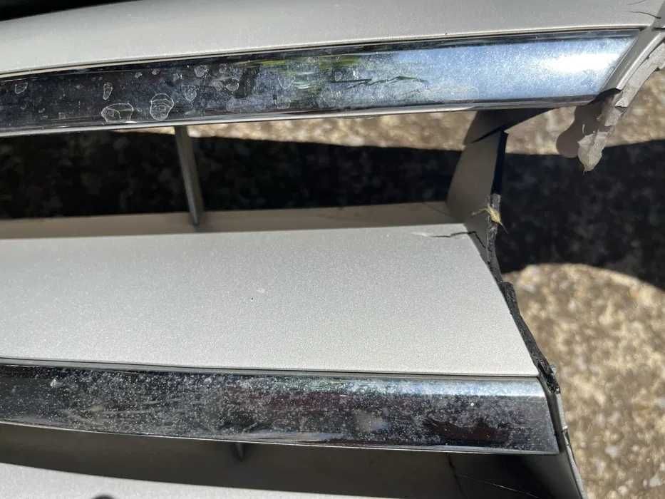 Решетка за Мерцедес ц класа mercedes-benz c clas W204 лайсна хром