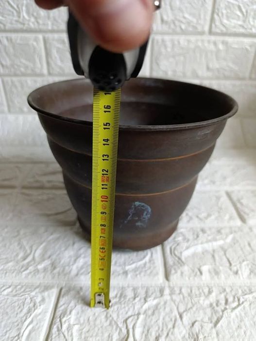 Стара бакърена кашпа