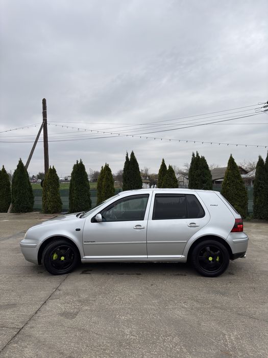 Vând VW Golf 4 1.4 16 V
