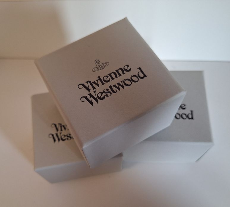 секретный бокс Vivienne Westwood