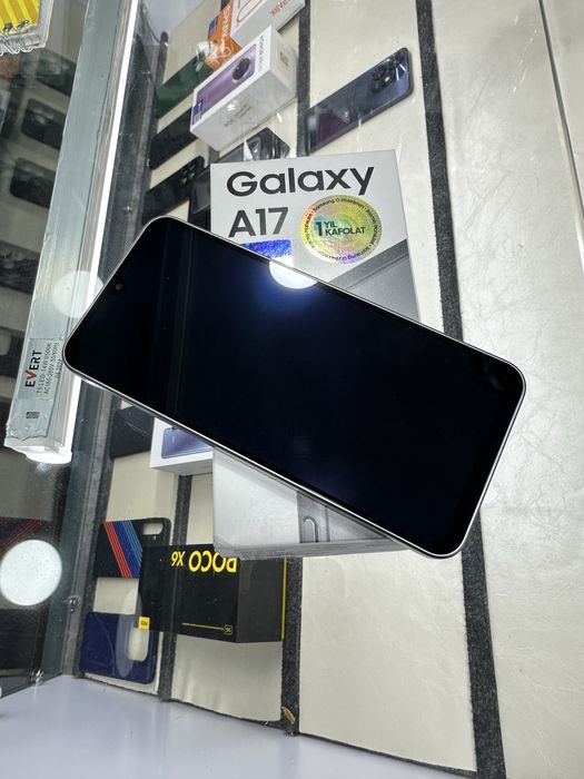 Samsung Galaxy A17