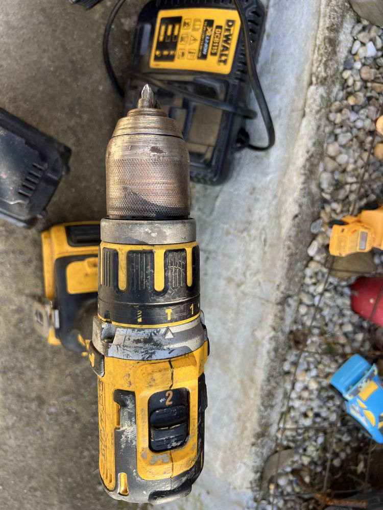 Flex - Auto Filetanta Dewalt