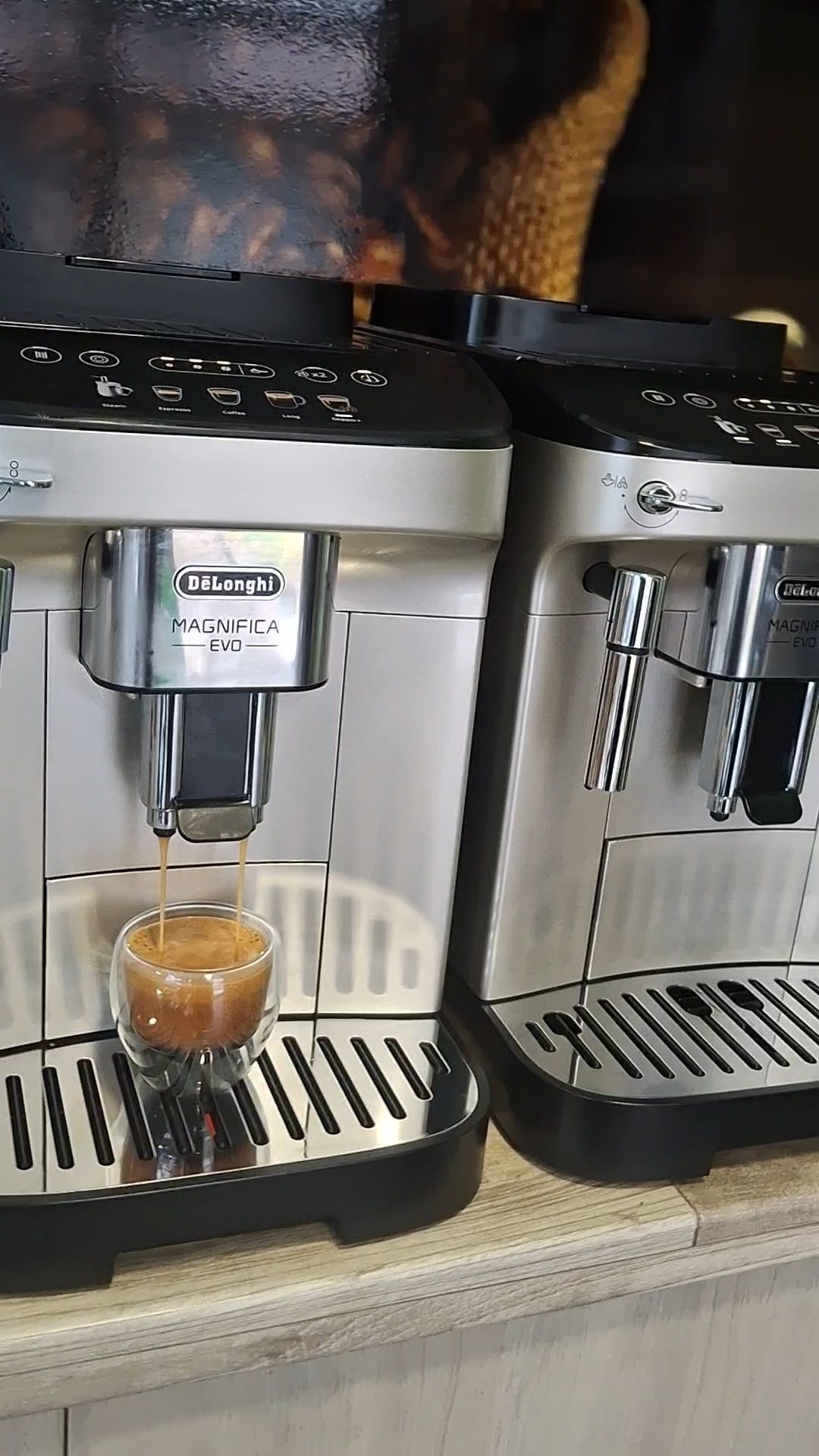 Кафемашина DELONGHI EVO с 6месеца гаранция от магазин сервиз