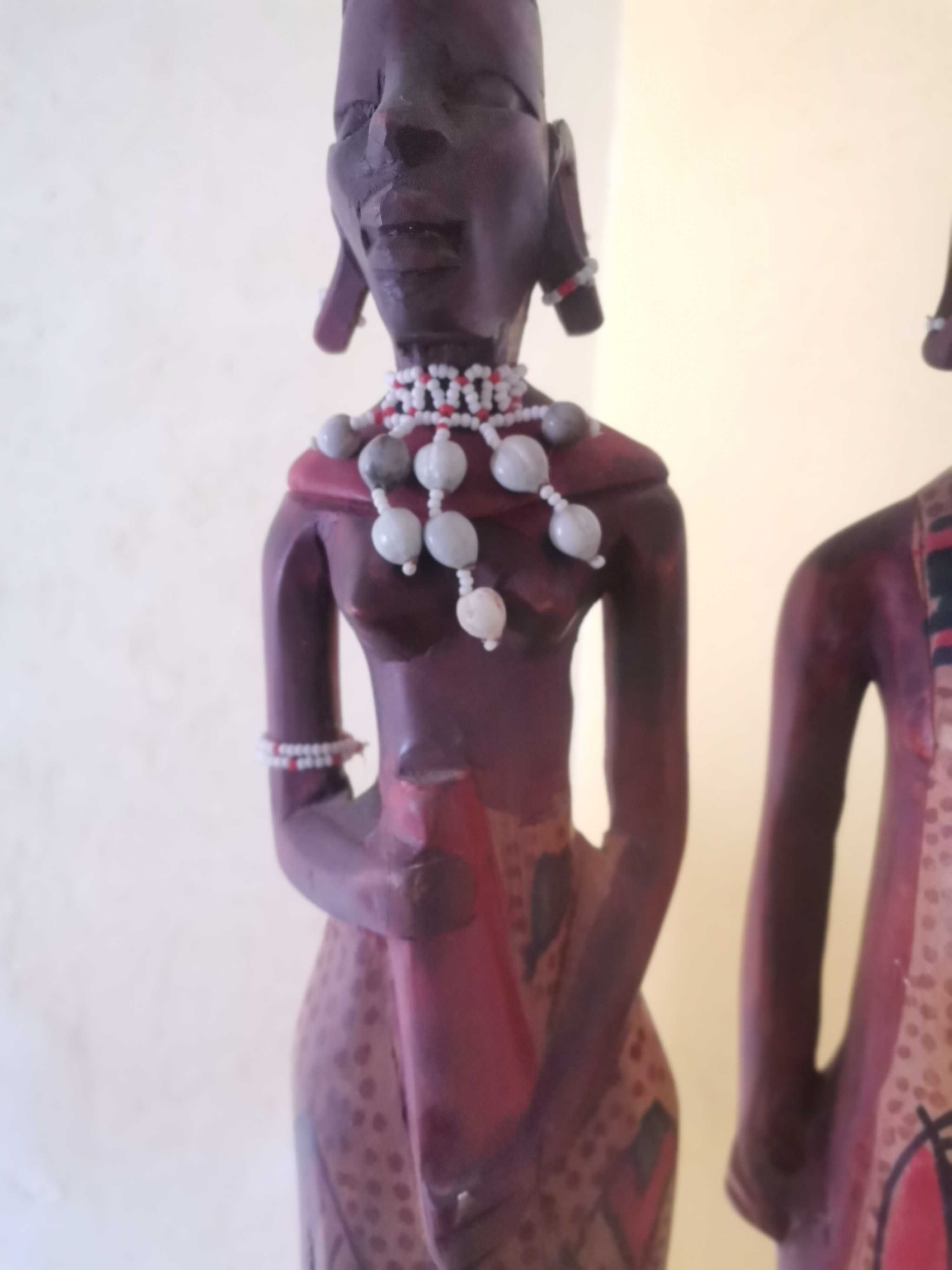 Statuete africane bărbat și femeie sculptat din lemn