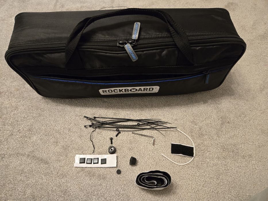 Pedalboard 4-7 pedale chitara Rockboard DUO 2.1 cu husa protectie