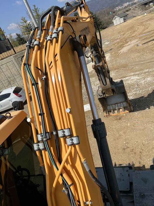 Экскаватор Хюндай 145