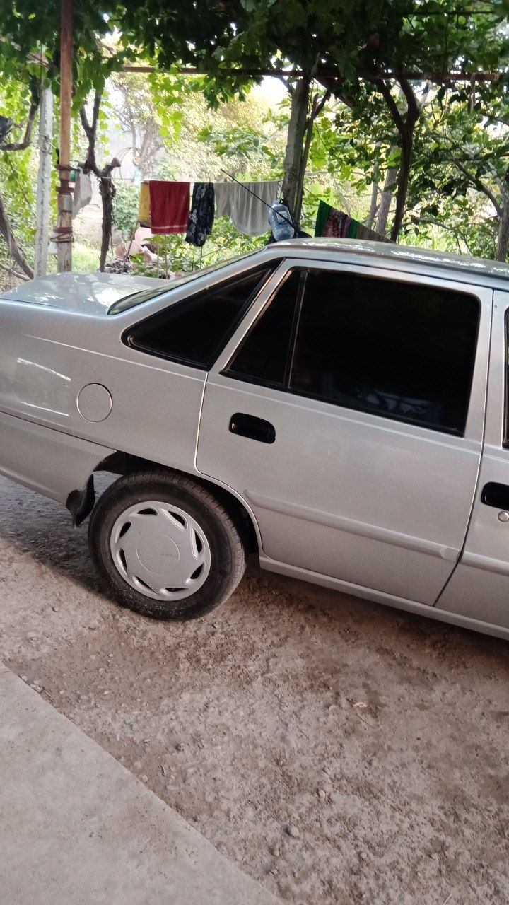 Nexia 2 bir qo‘l moshina