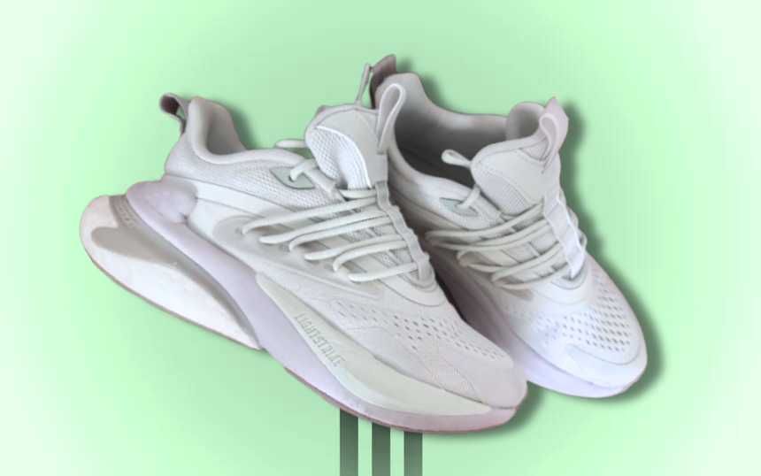 Adidas AlphaBoost V2