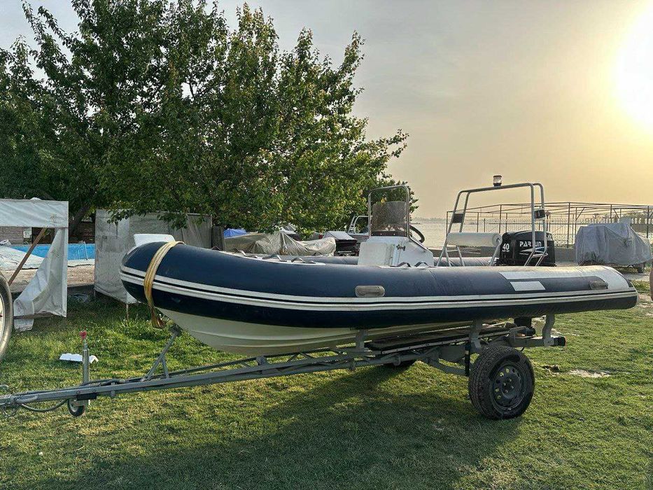 Продаётся лодка RIB480+Мотор Parsun40+Прицеп
