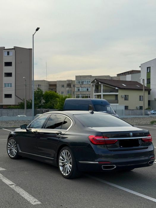 BMW 740XD Executive lounge