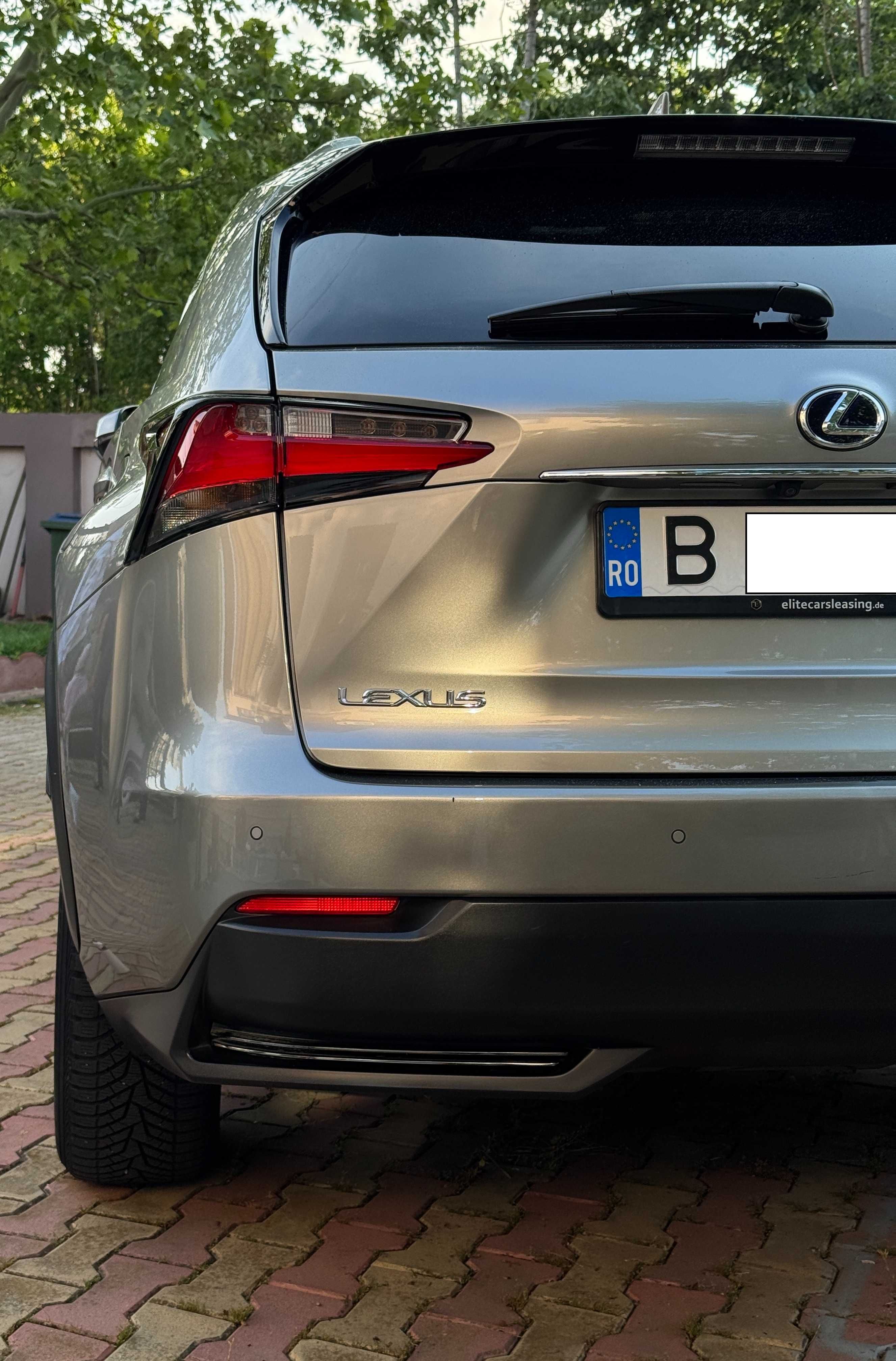 Lexus NX300H hybrid 4WD Luxury