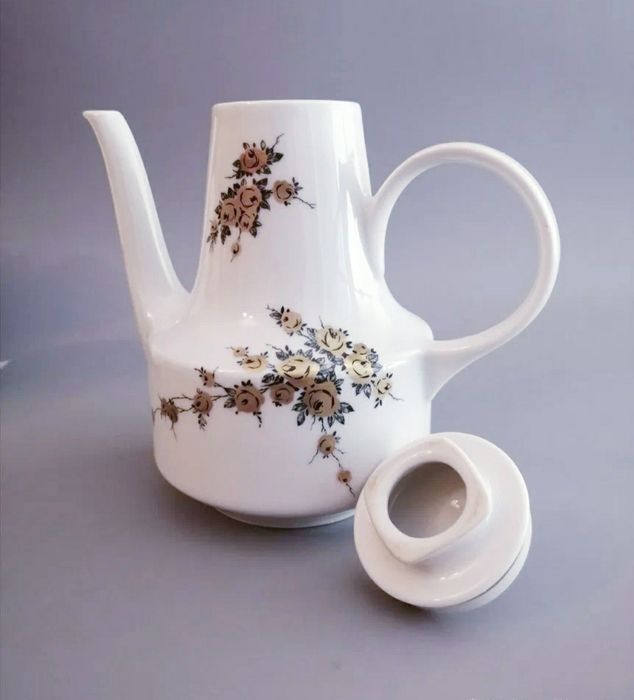 Продам новый фарфоровый кофейник с молочником, ГДР,