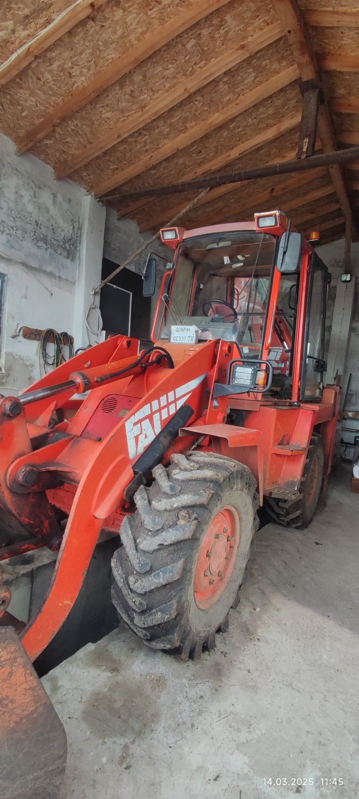 Комбиниран багер FAI 575