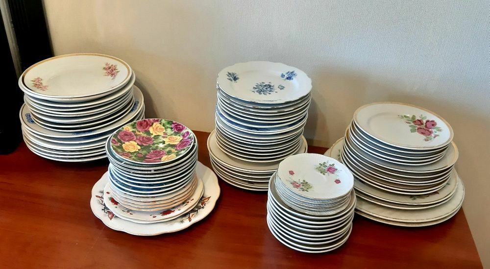 Продам Недорого тарелки хорошего качества.