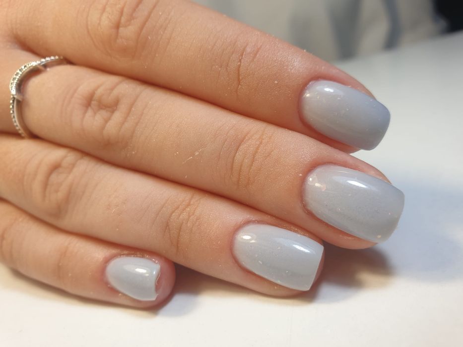 Manichiură / Pedichiură