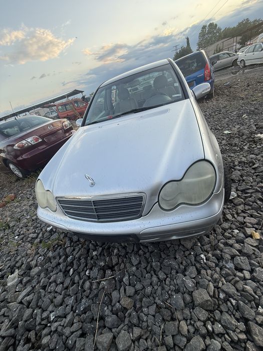 Mercedes C180 W203 2.0 бензин 95kW 2000г – на части
