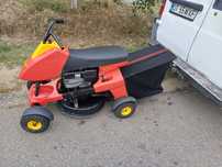 Scooter taiat iarba