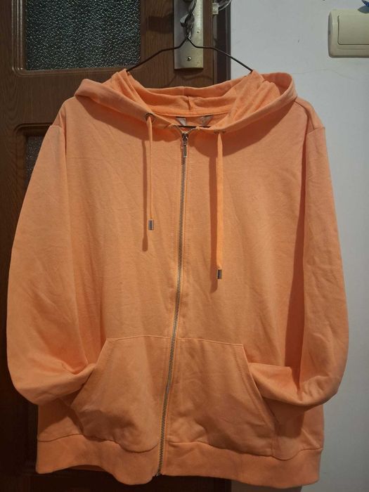 Hanorac nou fara eticheta