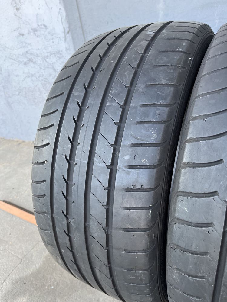 2 бр. летни гуми 245/45/17 GoodYear MO DOT 4615 4,5 mm