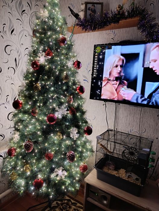 Ёлка искусственная