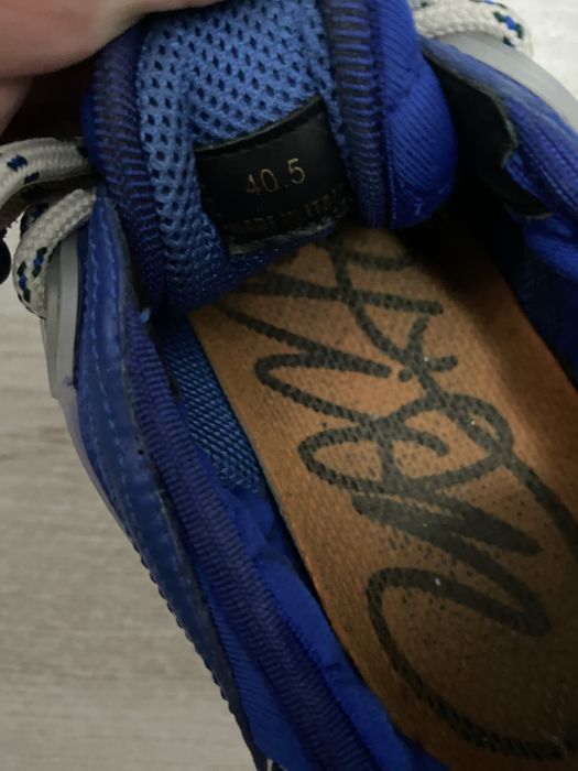 Versace chain reaction