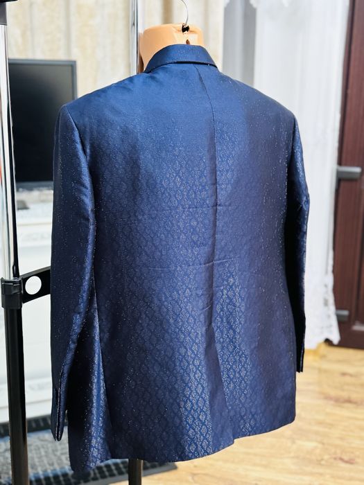 Sacou impecabil și elegant de la brandul VIGGO